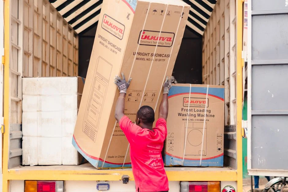 Seedz Investments loading goods
